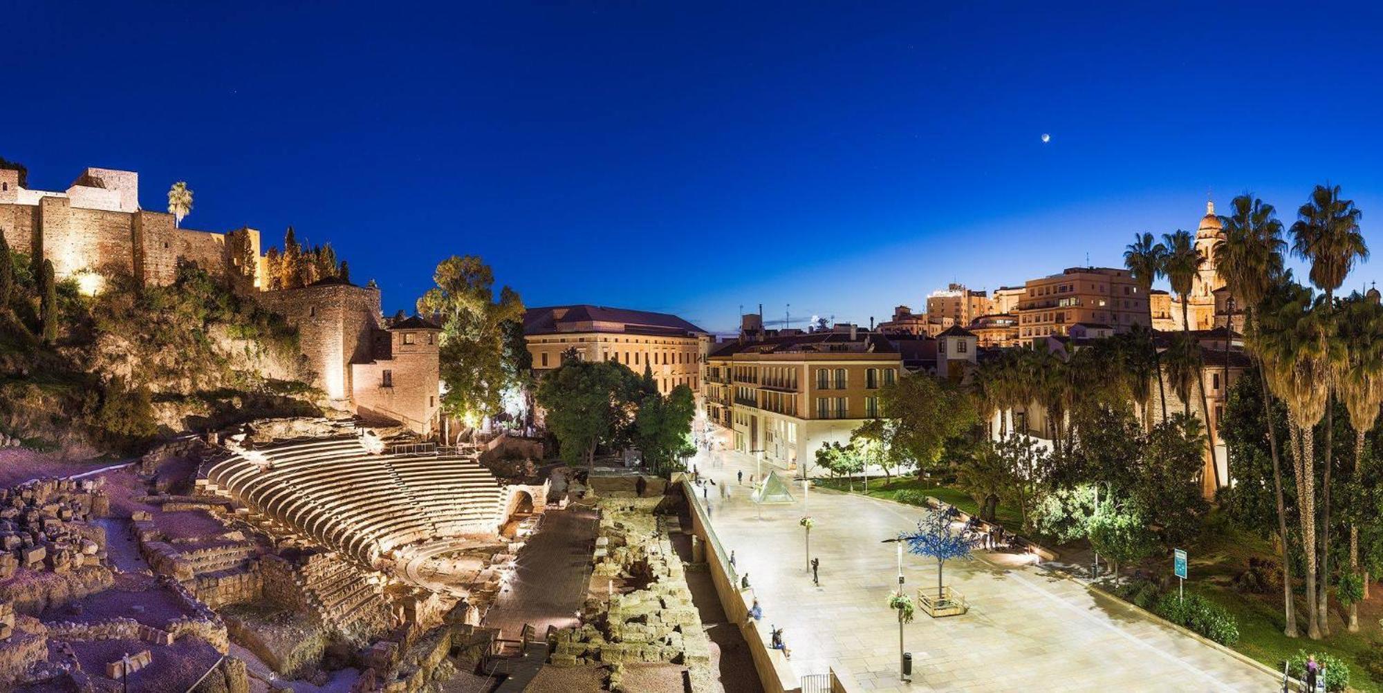 Apartamento Los Tres Soles Málaga Exteriör bild