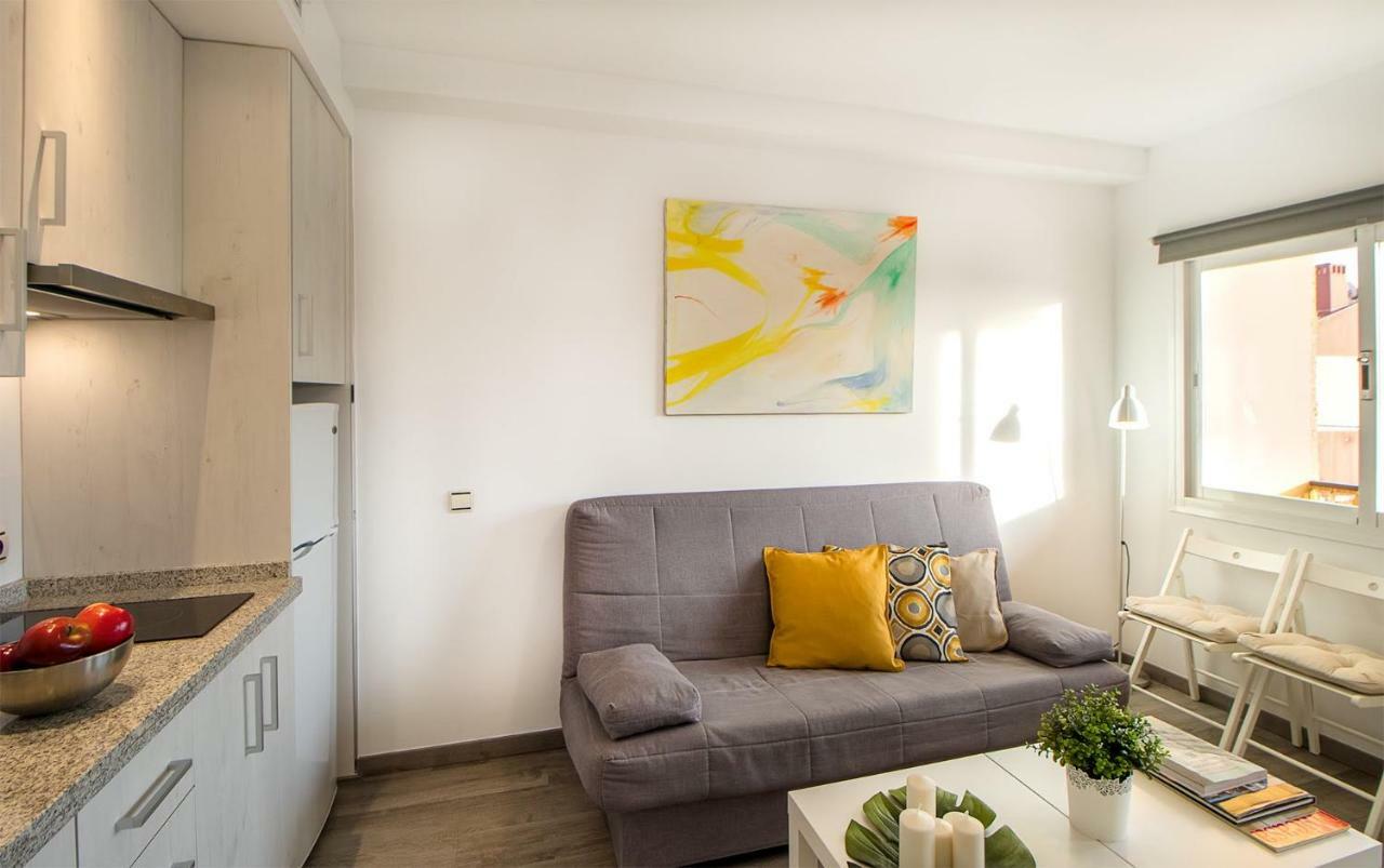 Apartamento Los Tres Soles Málaga Exteriör bild